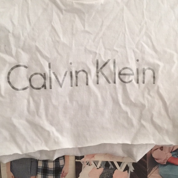 CALVIN KLEIN CROP TOP - Picture 4 of 5